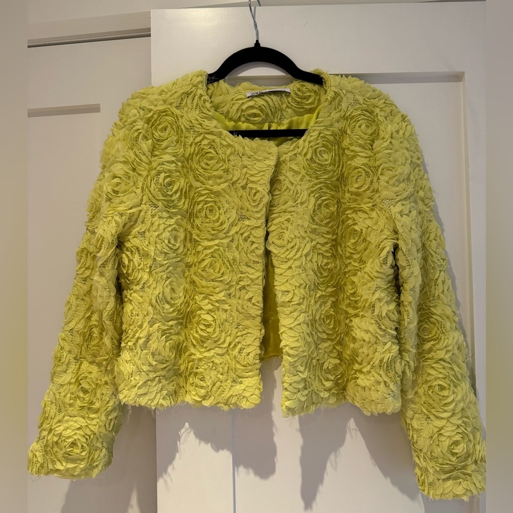 Zara Yellow Floral Textured Teddy Jacket